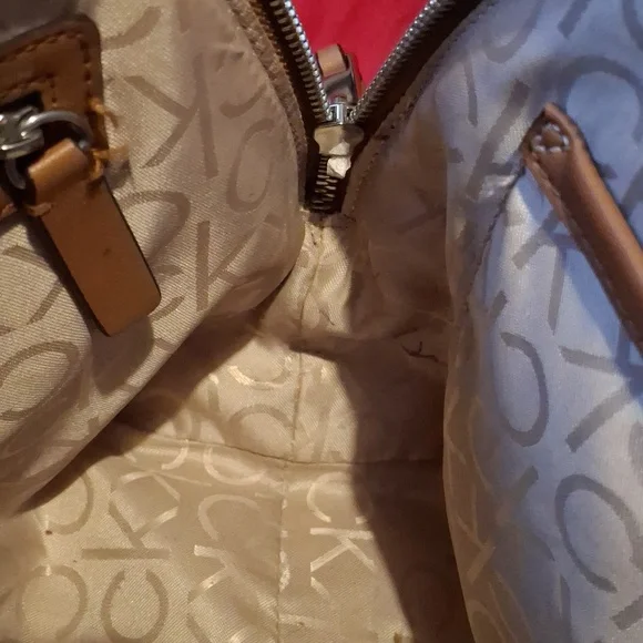 Calvin Klein White Floral Satchel - Picture 7 of 8